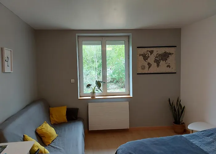 L'arbonnaise ホームステイ Arbon